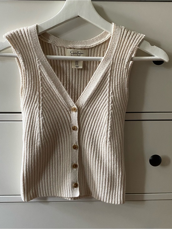 Jessica Simpson Tops - Jessica Simpson Cream Ribbed Knit Top - Button Detail